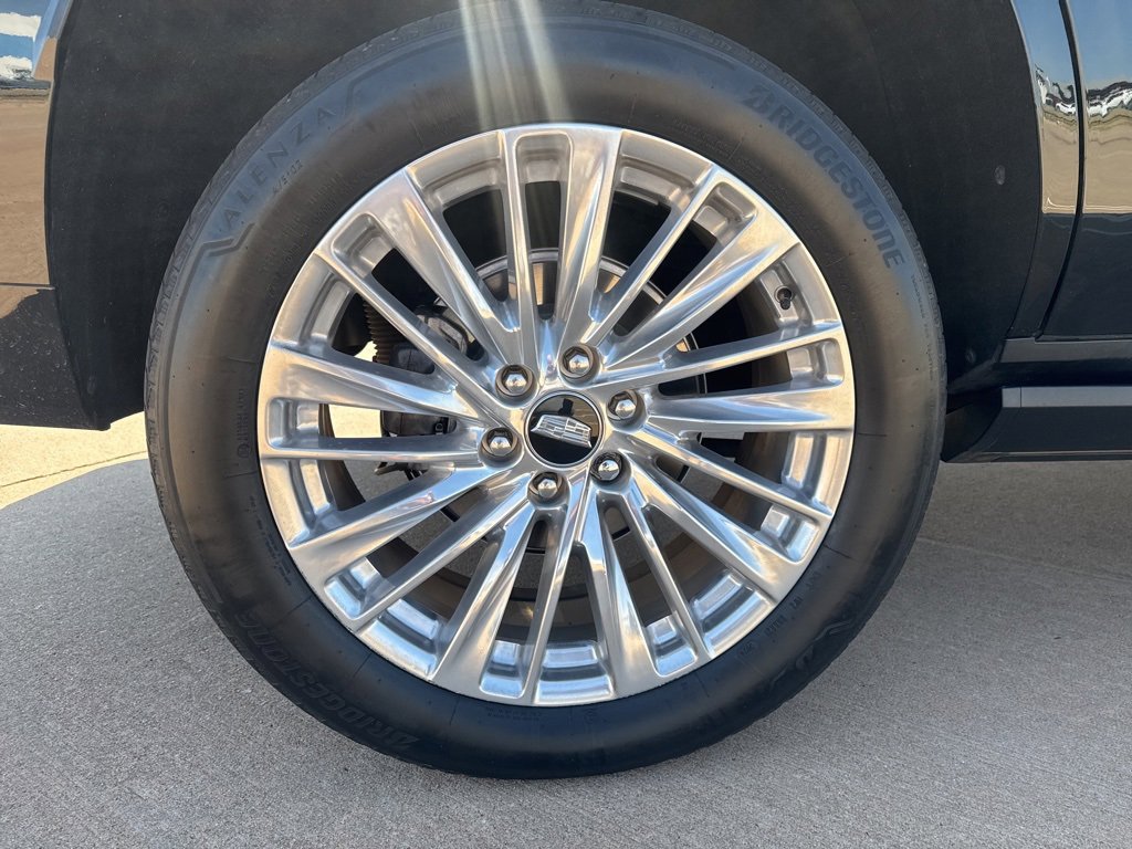 Used 2025 Cadillac Escalade Premium Luxury w/ Touring Package image 14