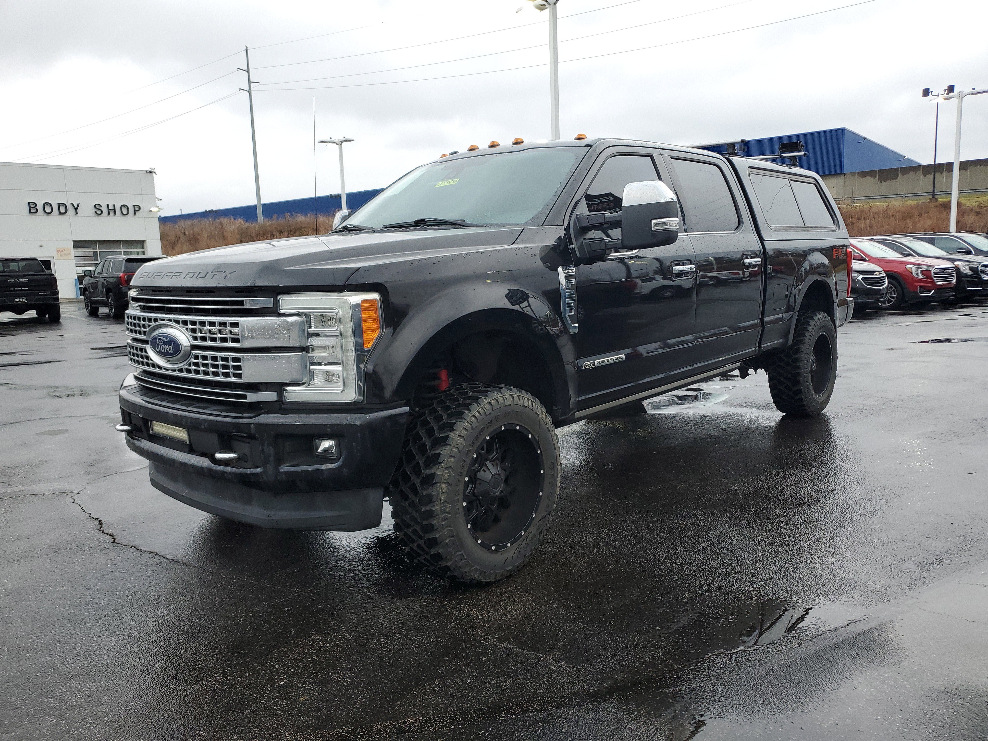 Used 2017 Ford F250 Platinum w/ Platinum Ultimate Package image 9