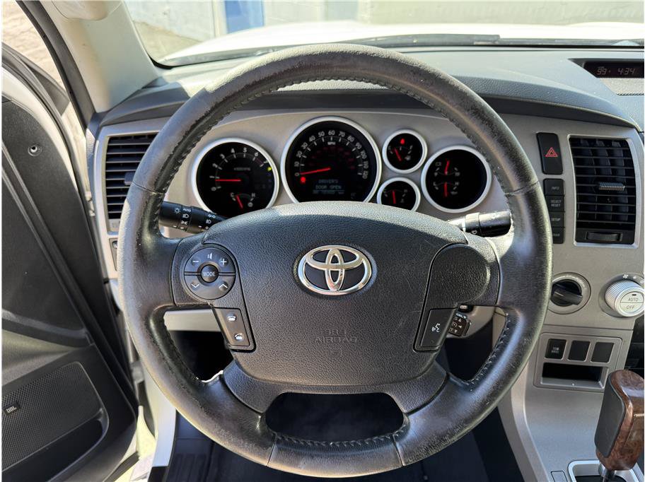 Used 2012 Toyota Tundra Limited AWD/4WD image 22