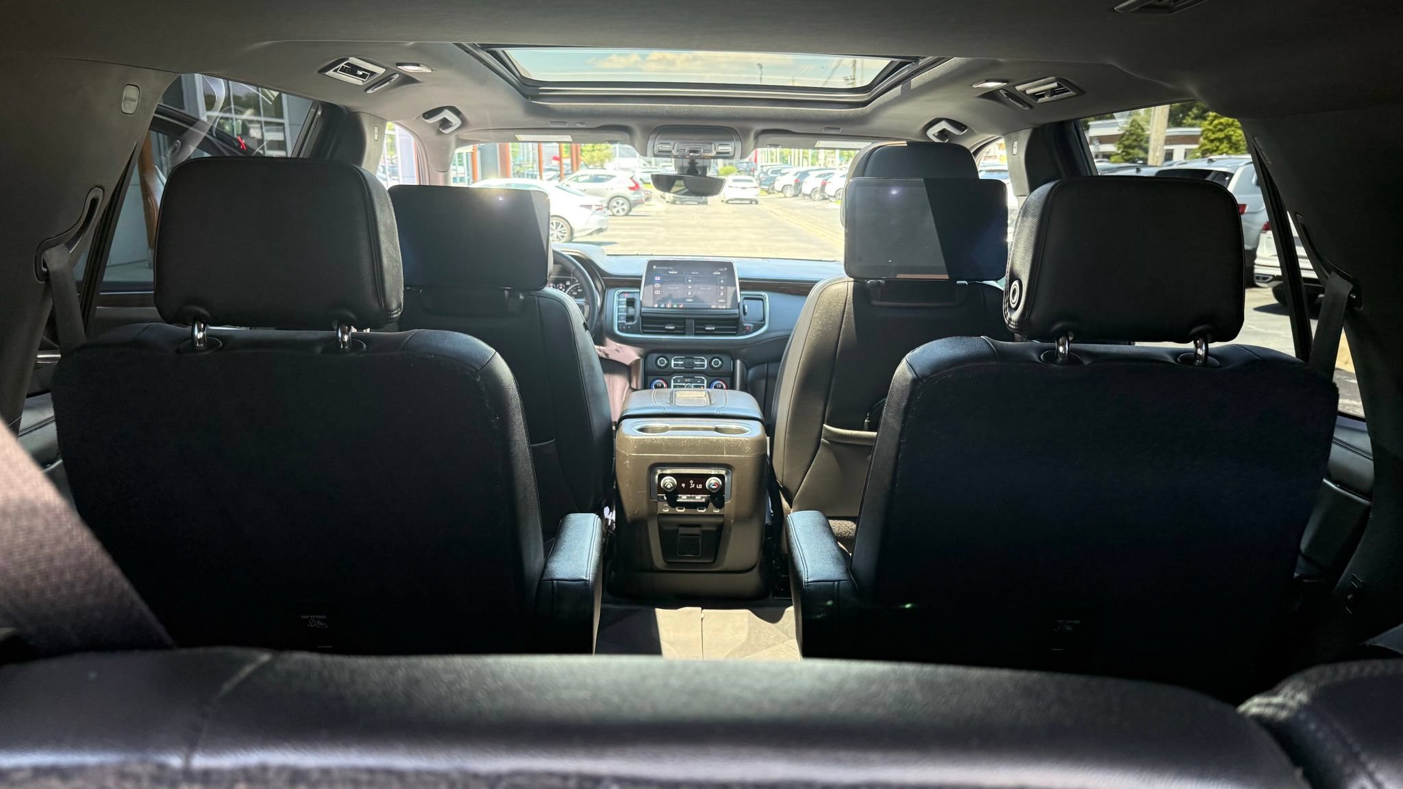 Used 2021 Chevrolet Tahoe High Country AWD/4WD image 32