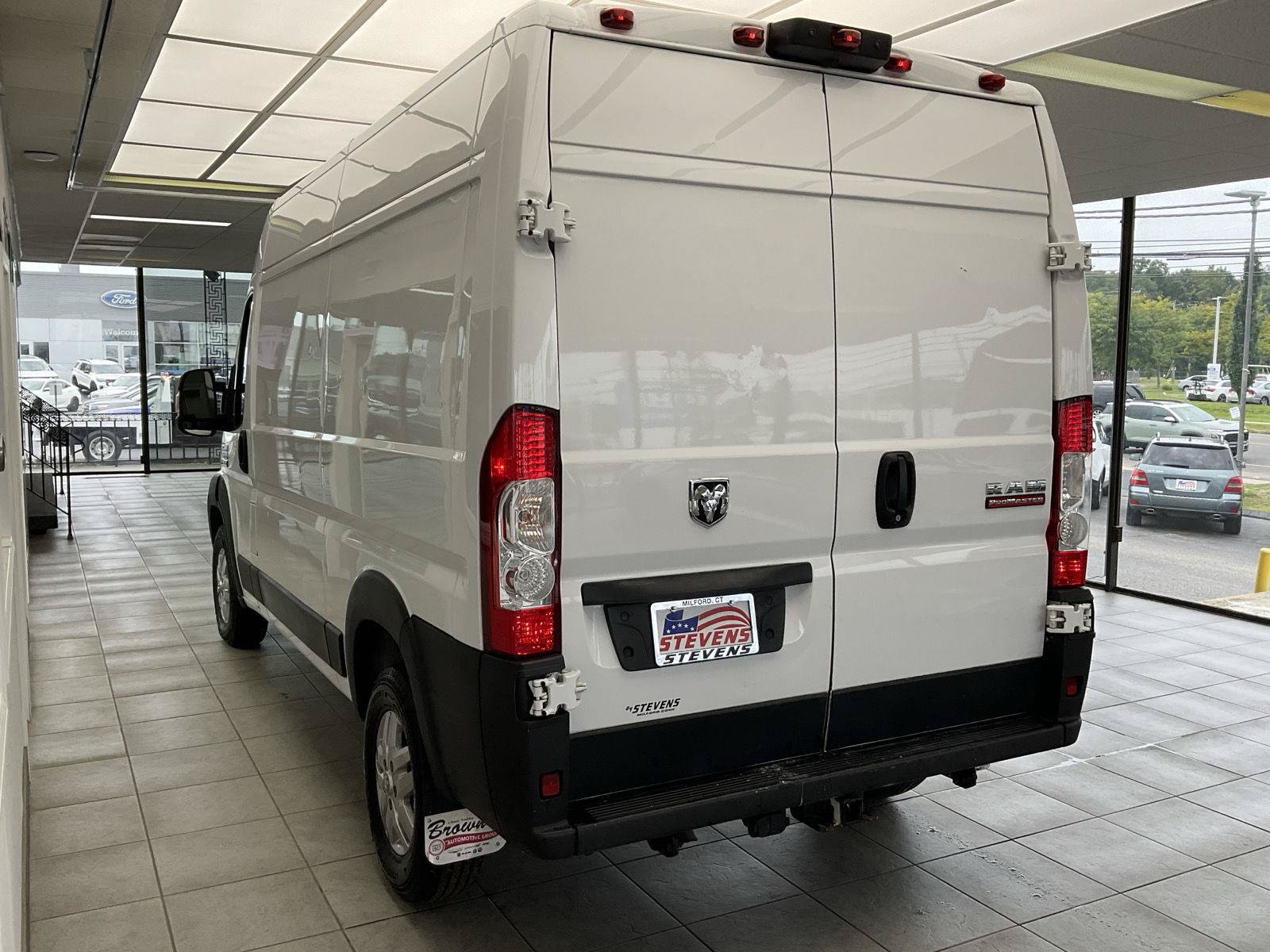 Used 2021 RAM ProMaster 1500 w/ Convenience Group FWD image 7