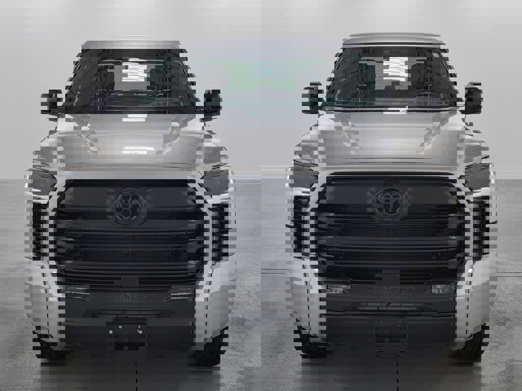 Used 2025 Toyota Tundra SR5 image 3