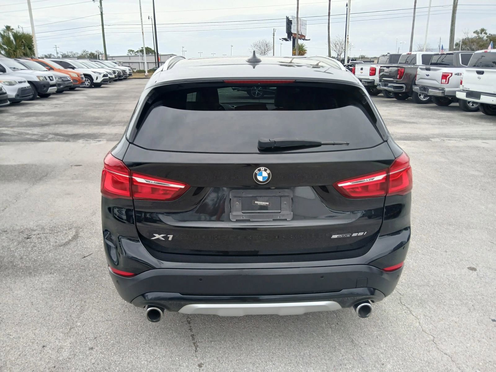 Used 2021 BMW X1 sDrive28i w/ Convenience Package FWD image 4