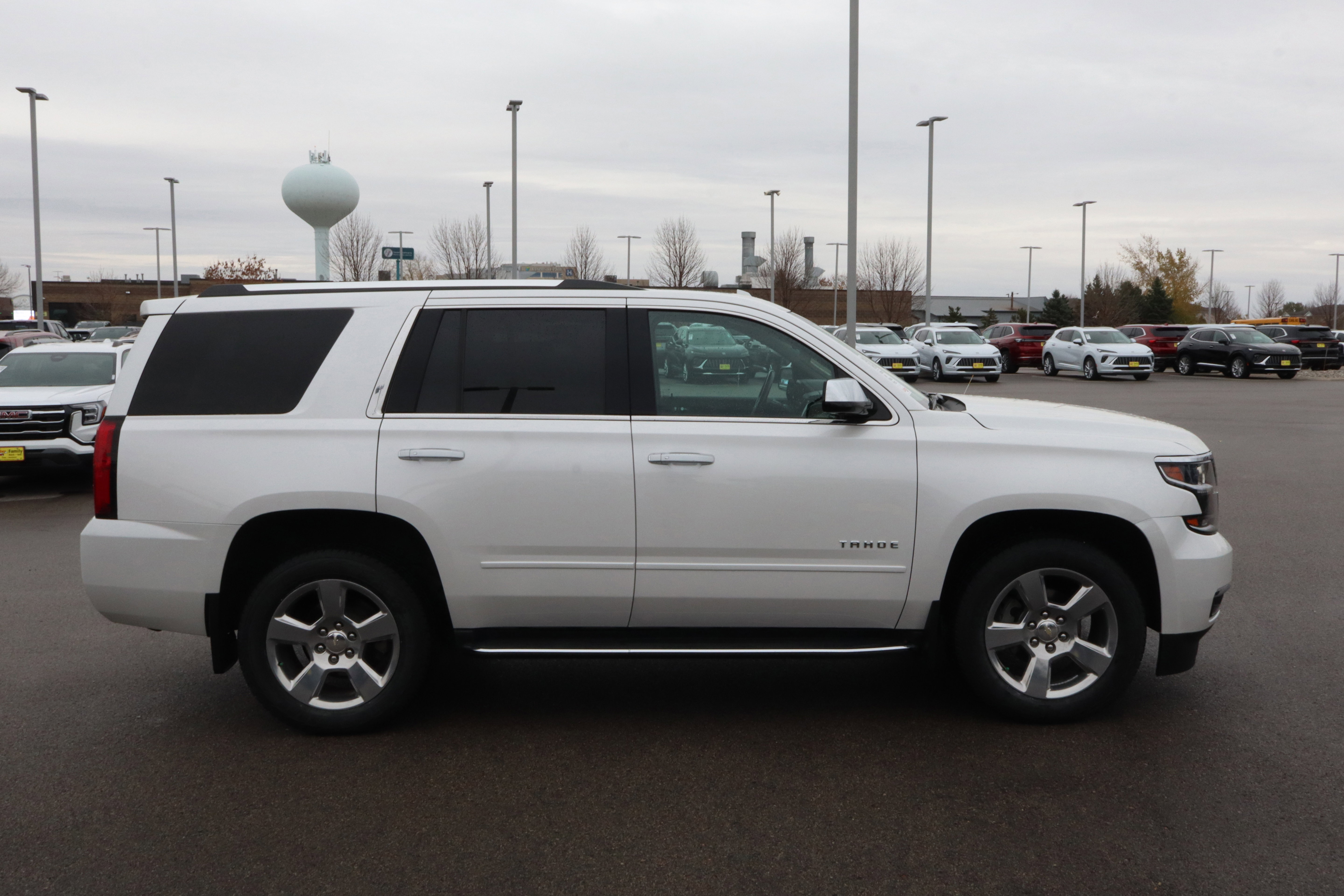 Used 2019 Chevrolet Tahoe Premier image 8