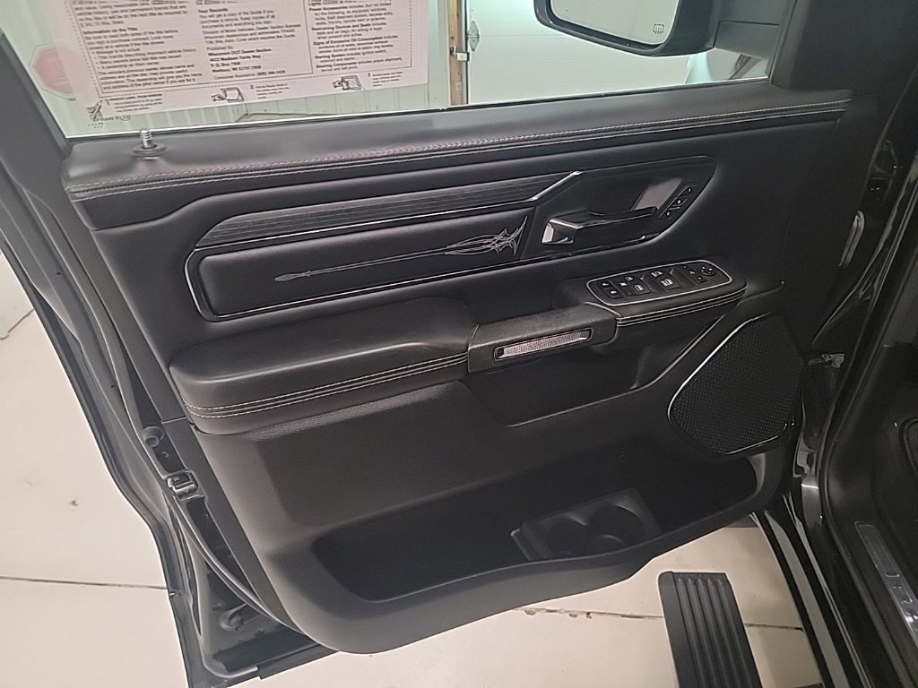Used 2022 RAM 1500 Limited w/ Body-Colour Bumper Group image 12