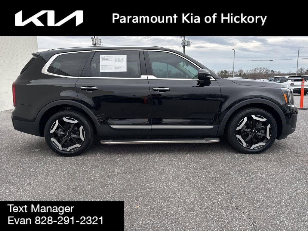 Used 2023 Kia Telluride S image 8