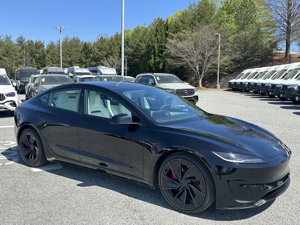 Used 2024 Tesla Model 3 Performance image 2