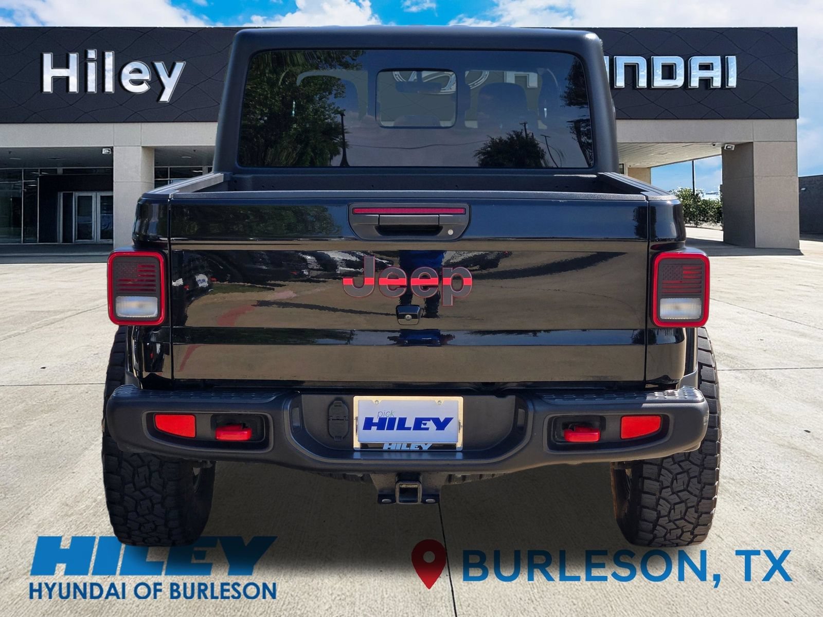 Used 2022 Jeep Gladiator Rubicon w/ Cold Weather Group AWD/4WD image 5