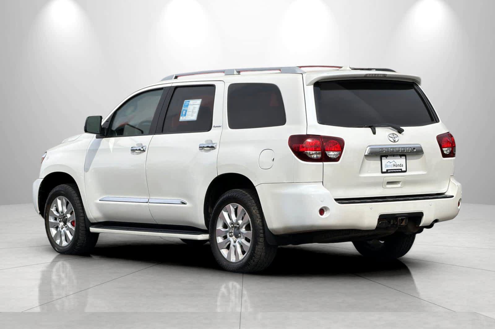 Used 2018 Toyota Sequoia Platinum w/ Carpet Mat Package AWD/4WD image 6