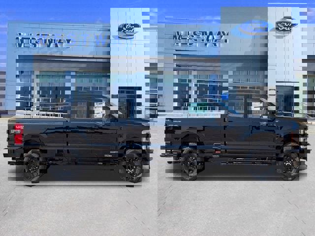 New 2026 Ford F350 Lariat w/ Black Appearance Package image 33