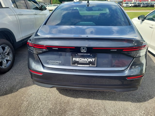 Used 2023 Honda Accord EX image 5