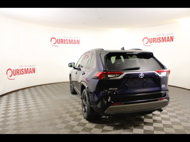 Used 2019 Toyota RAV4 XSE w/ Carpet Mat Package AWD/4WD image 8