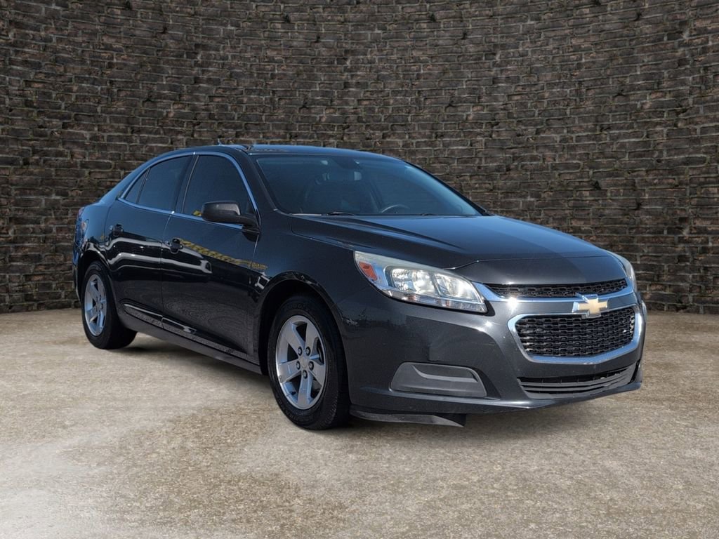 Used 2015 Chevrolet Malibu LS FWD image 2
