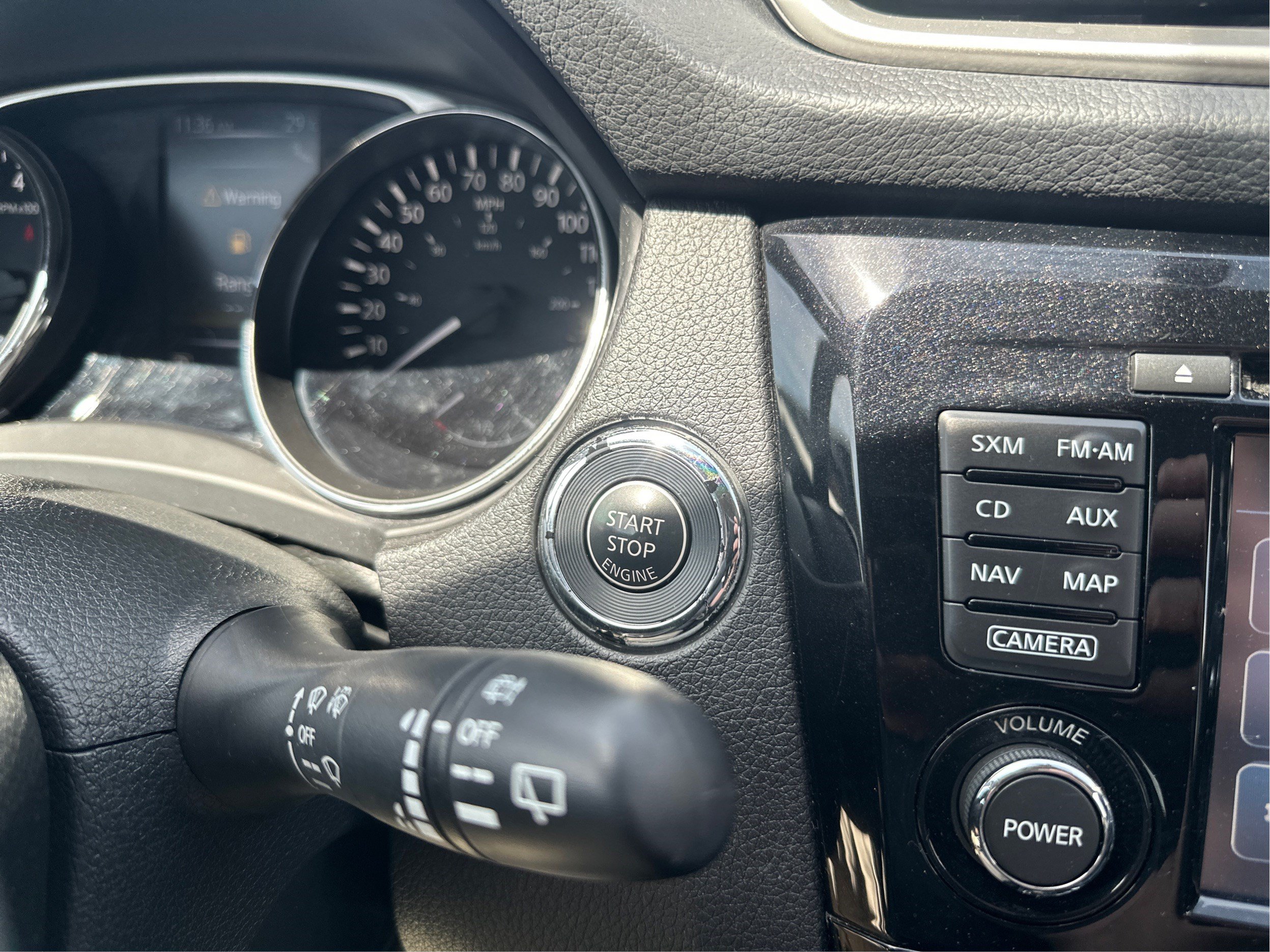 Used 2014 Nissan Rogue SL AWD/4WD image 31