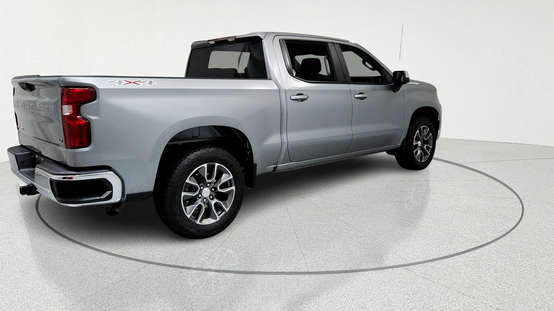 Certified 2024 Chevrolet Silverado 1500 LT AWD/4WD image 5