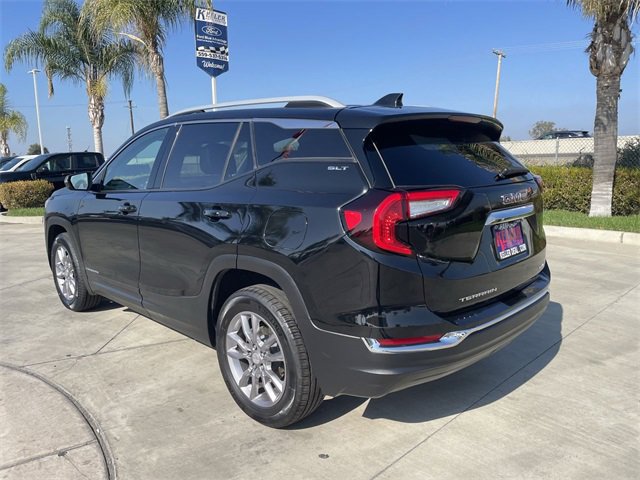 Used 2024 GMC Terrain SLT image 6