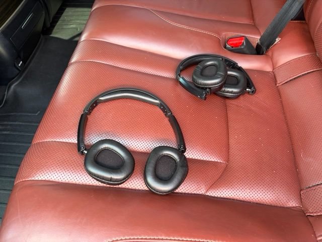 Used 2019 Lexus LX 570 4WD w/ Luxury Package image 38