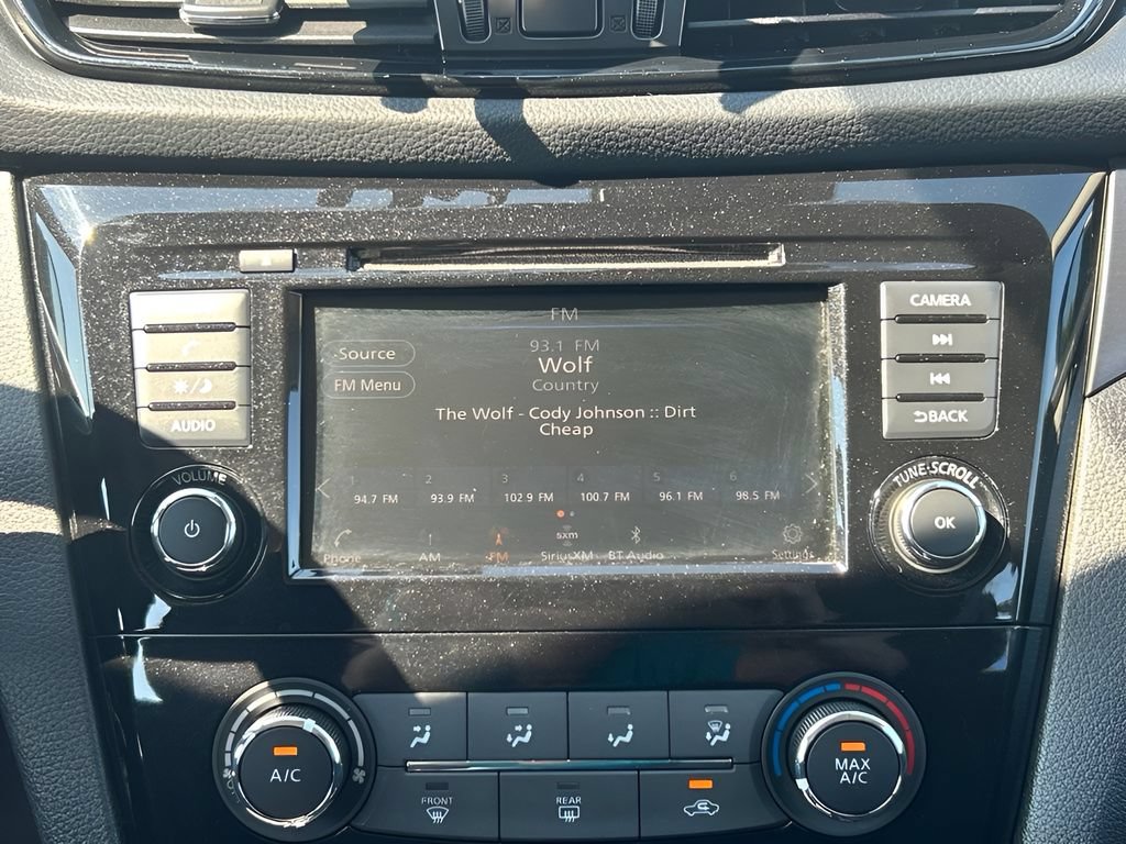Used 2020 Nissan Rogue Sport S FWD image 16