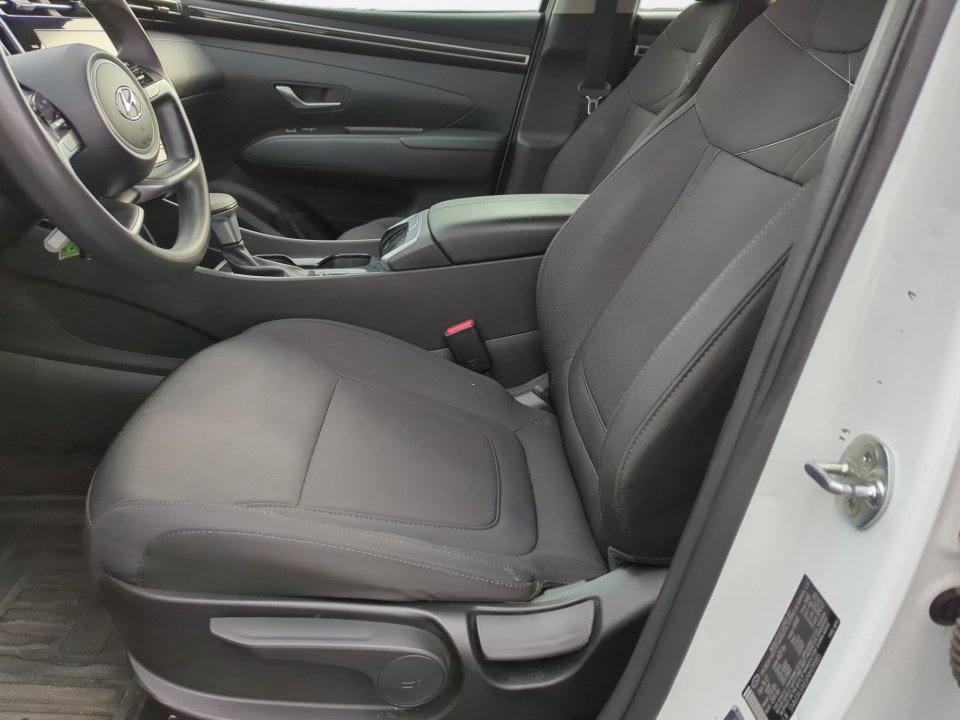 Used 2022 Hyundai Tucson SE FWD image 13