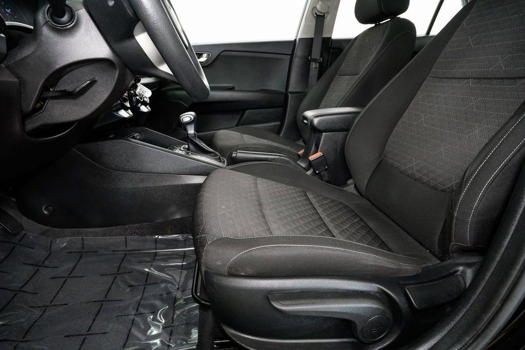 Used 2021 Kia Rio S image 9