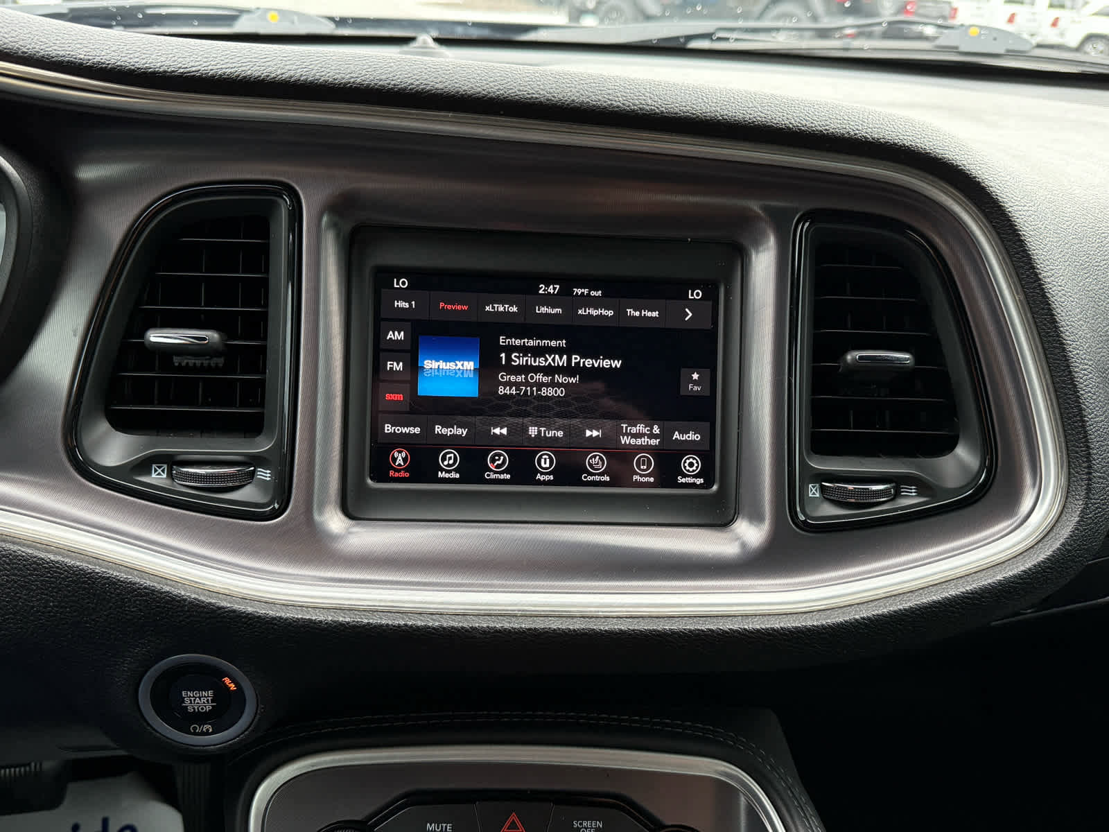 Used 2019 Dodge Challenger SXT w/ Driver Convenience Group RWD image 18