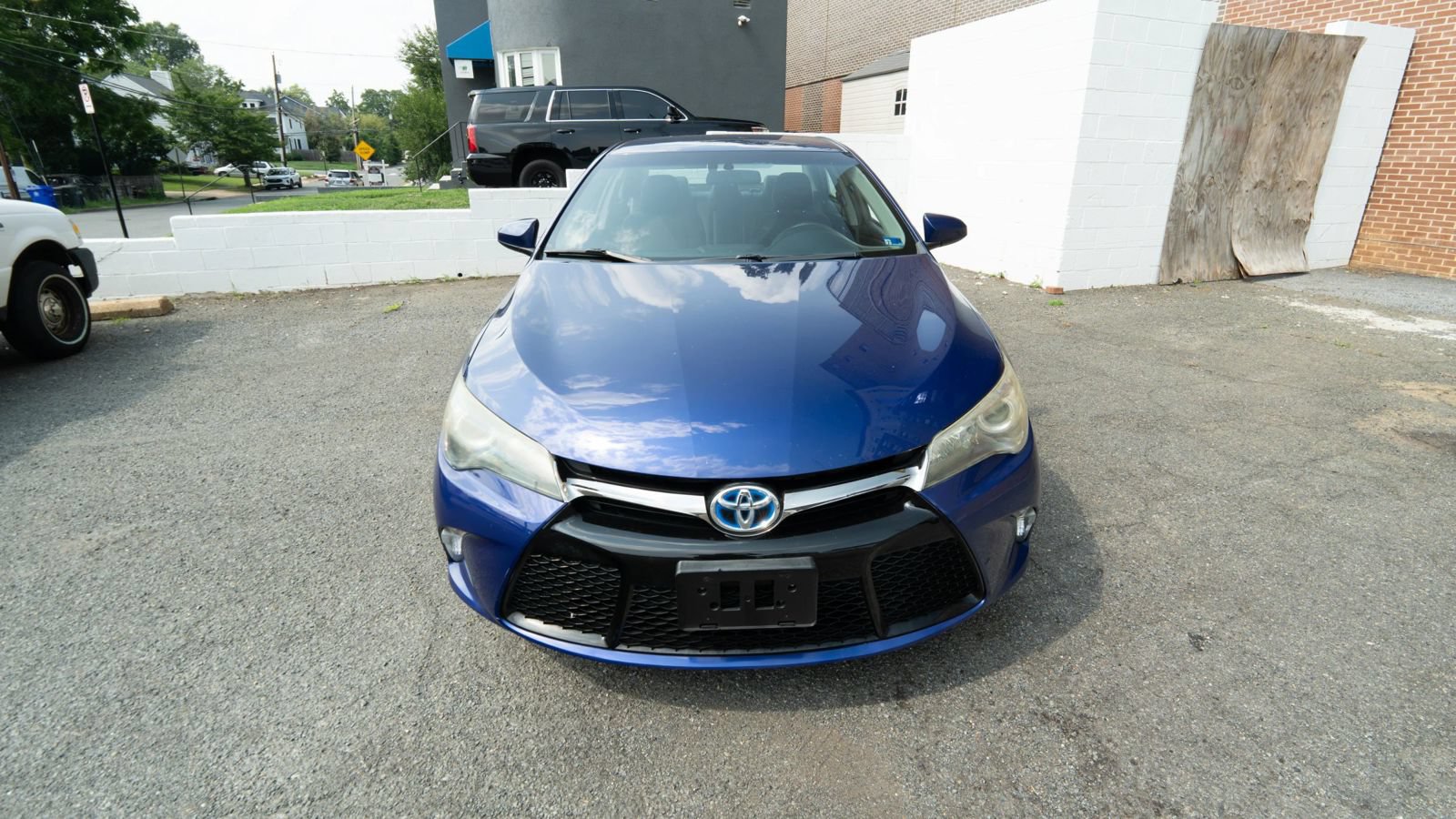 Used 2016 Toyota Camry SE FWD image 9