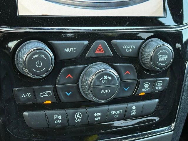 Used 2021 Jeep Grand Cherokee Limited w/ Premium Lighting Group AWD/4WD image 20