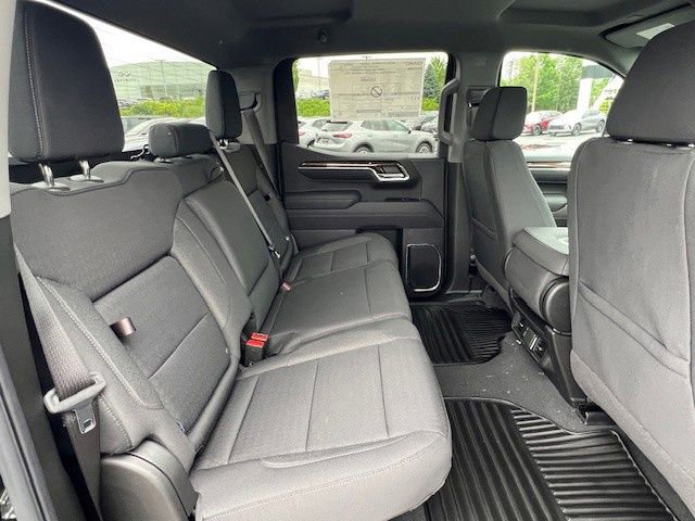 New 2026 GMC Sierra 1500 Elevation image 16