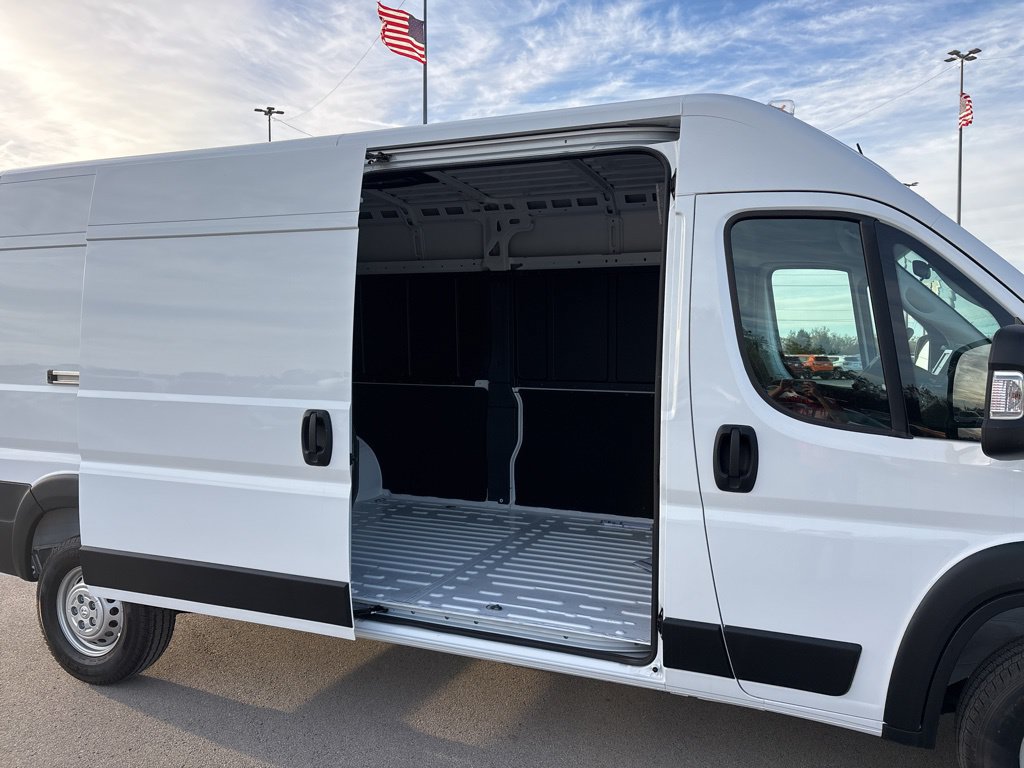 New 2026 RAM ProMaster 2500 w/ Convenience Group FWD image 19