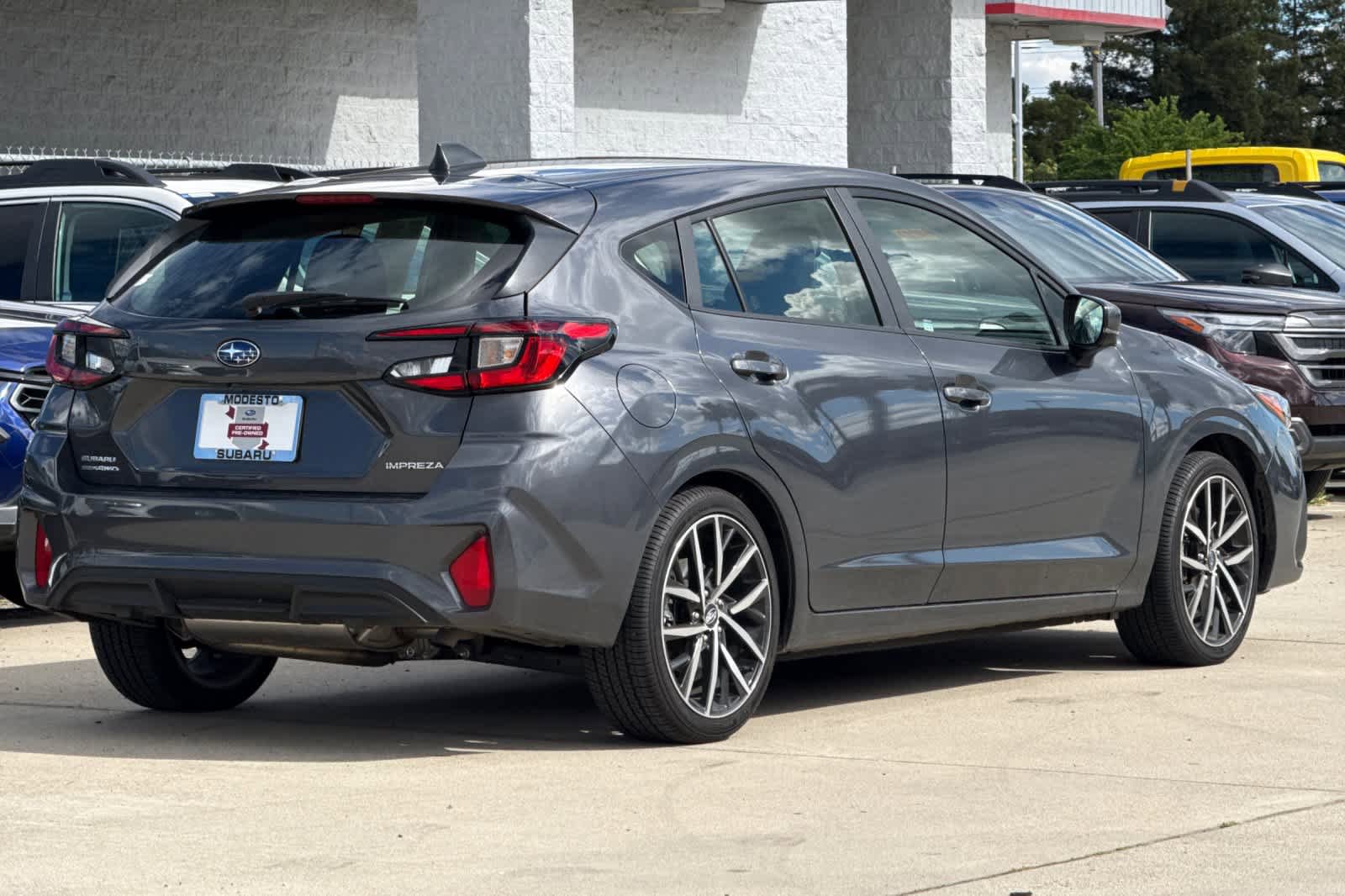 Certified 2025 Subaru Impreza 2.0i Sport AWD/4WD image 3