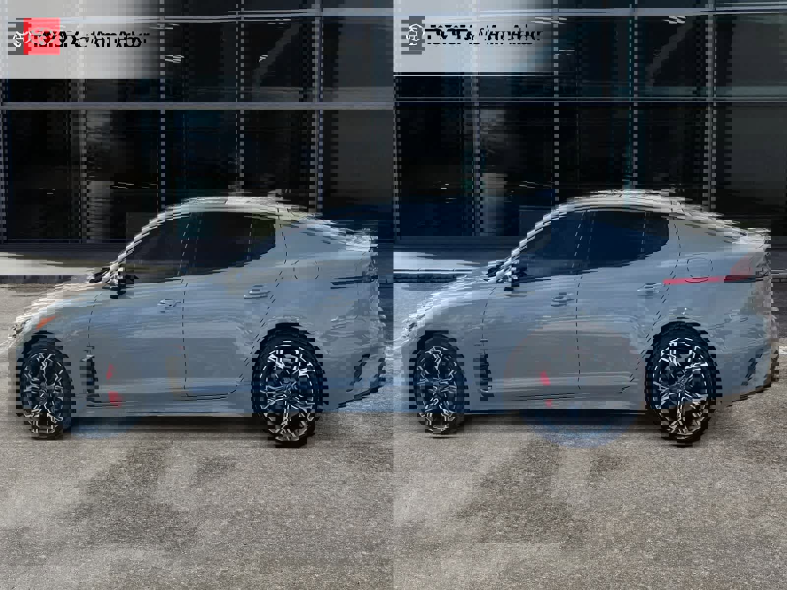 Used 2018 Kia Stinger GT2 image 10