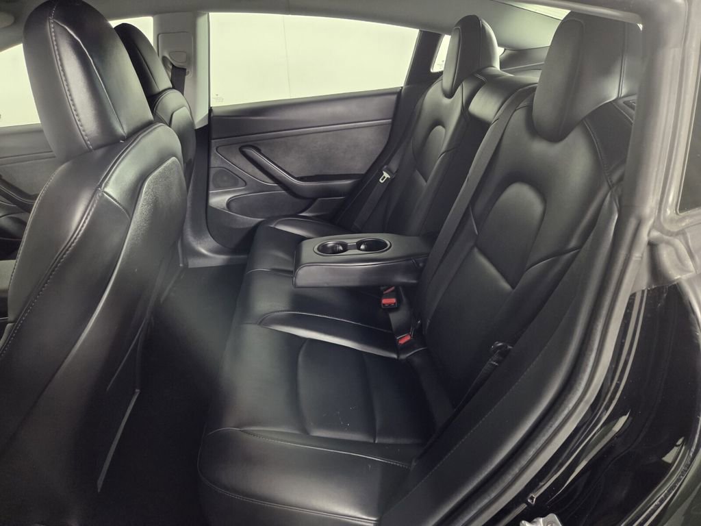Used 2020 Tesla Model 3 Standard Range Plus RWD image 24