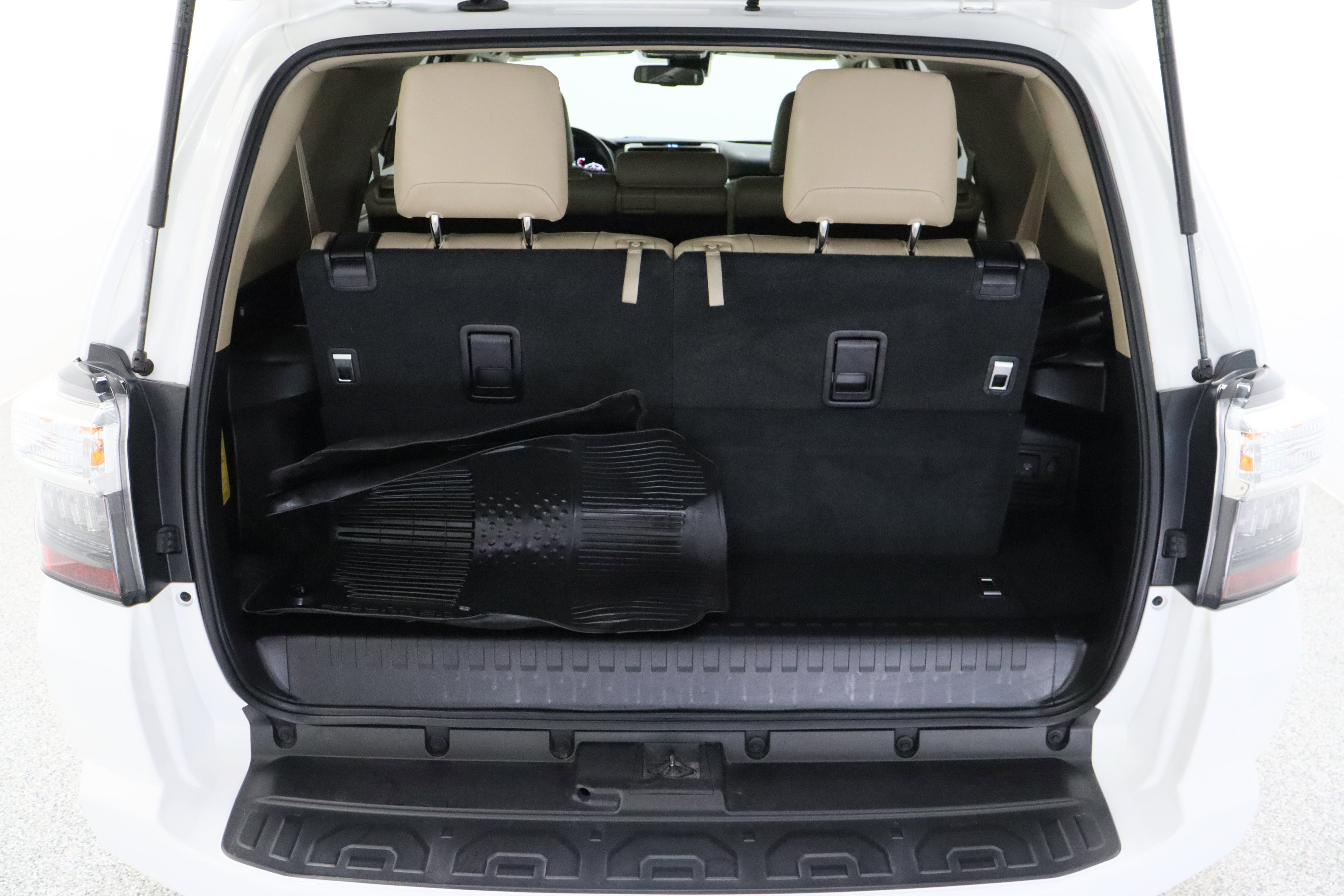 Certified 2023 Toyota 4Runner SR5 Premium w/ Moonroof Package image 36