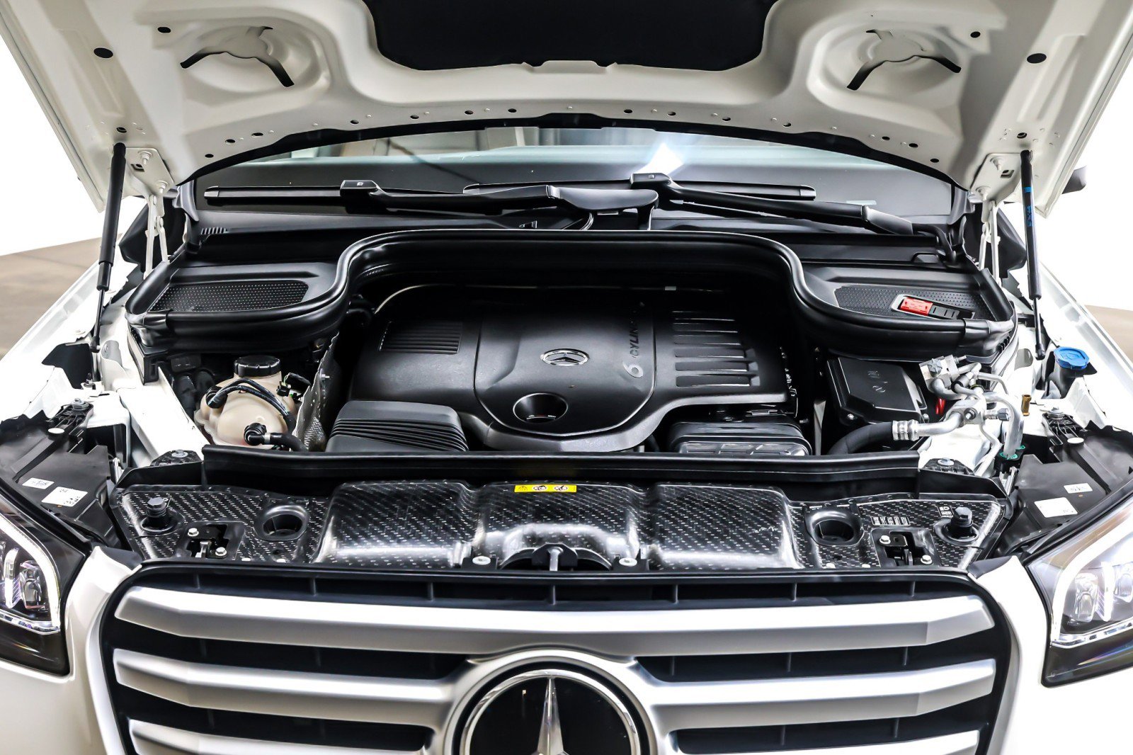 Certified 2024 Mercedes-Benz GLS 450 4MATIC image 13