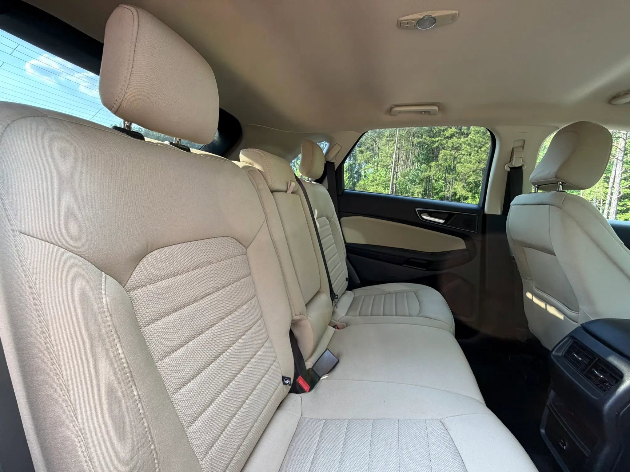 Used 2021 Ford Edge SE AWD/4WD image 19