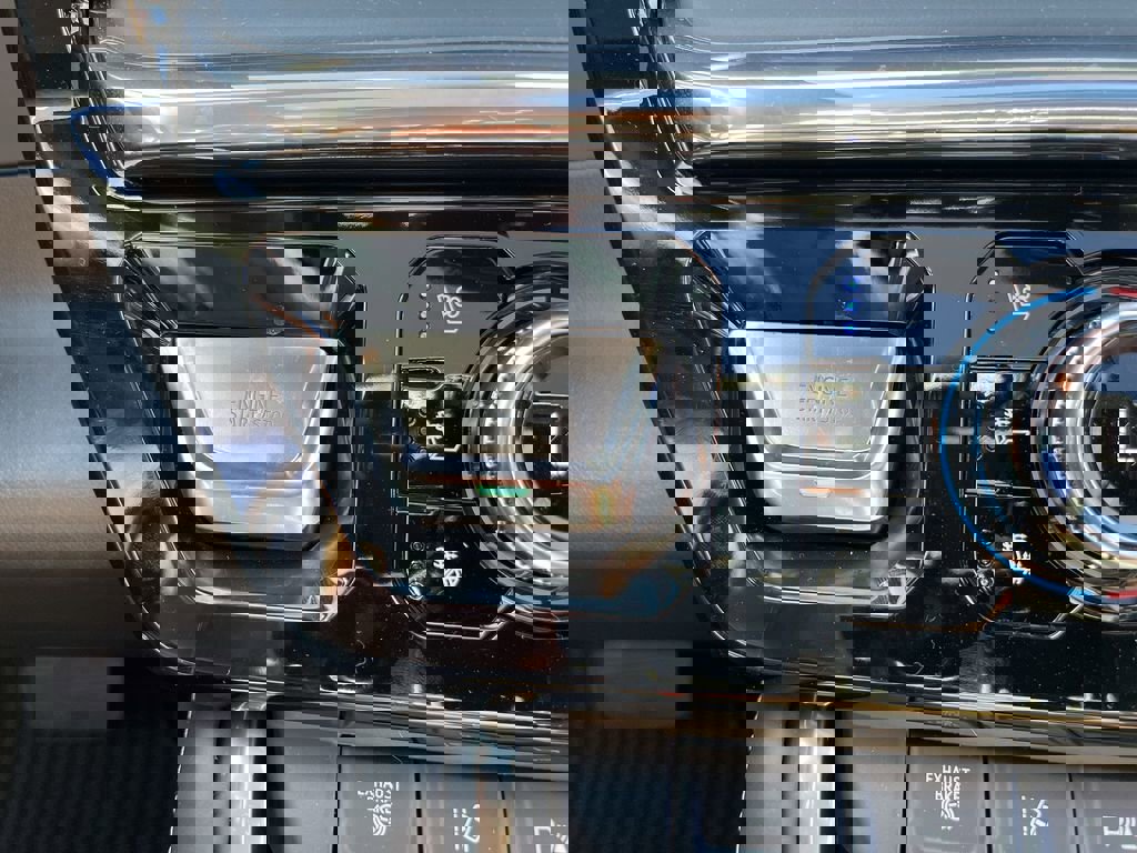 New 2025 GMC Sierra 3500 Denali Ultimate image 17