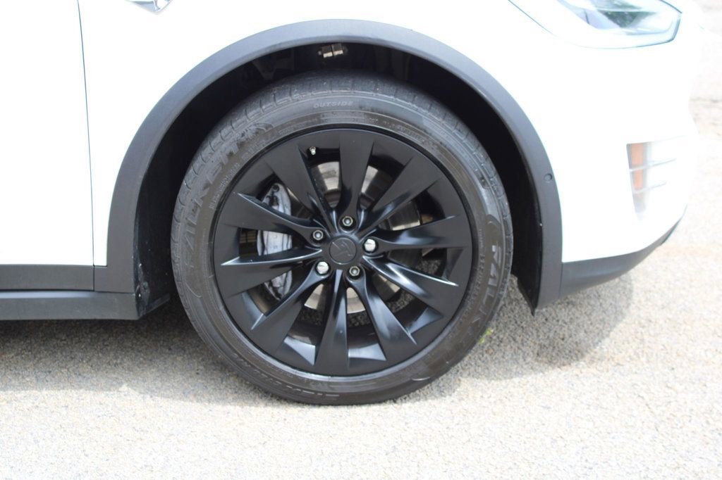Used 2016 Tesla Model X 90D AWD/4WD image 37