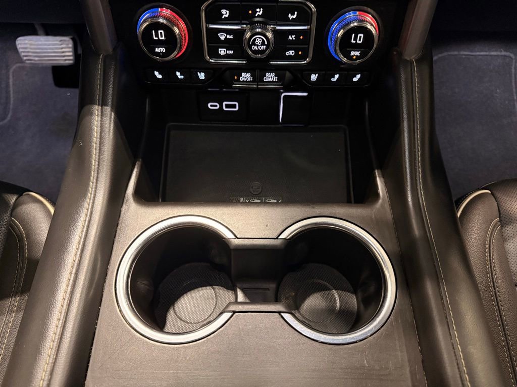 Used 2021 GMC Yukon XL SLT image 27