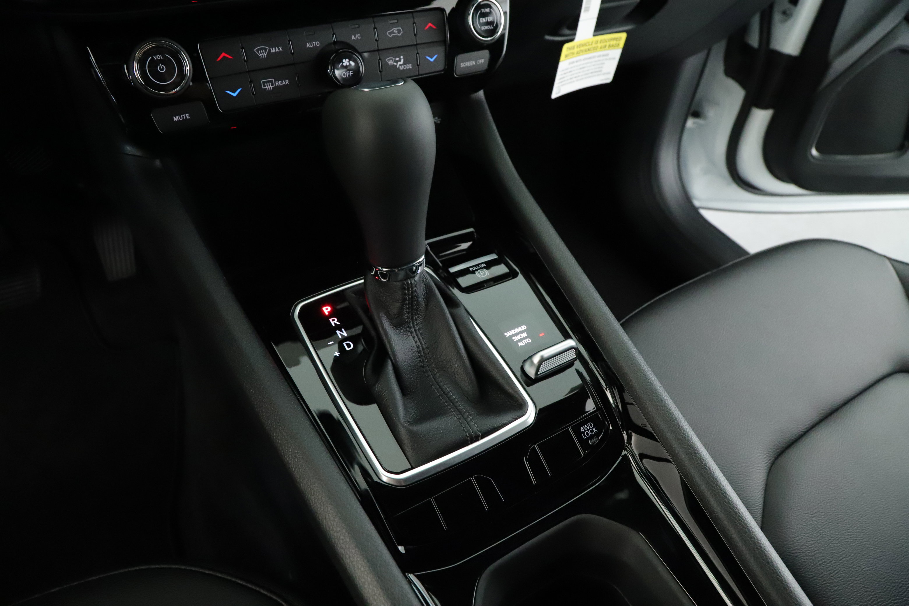 New 2026 Jeep Compass Limited image 15