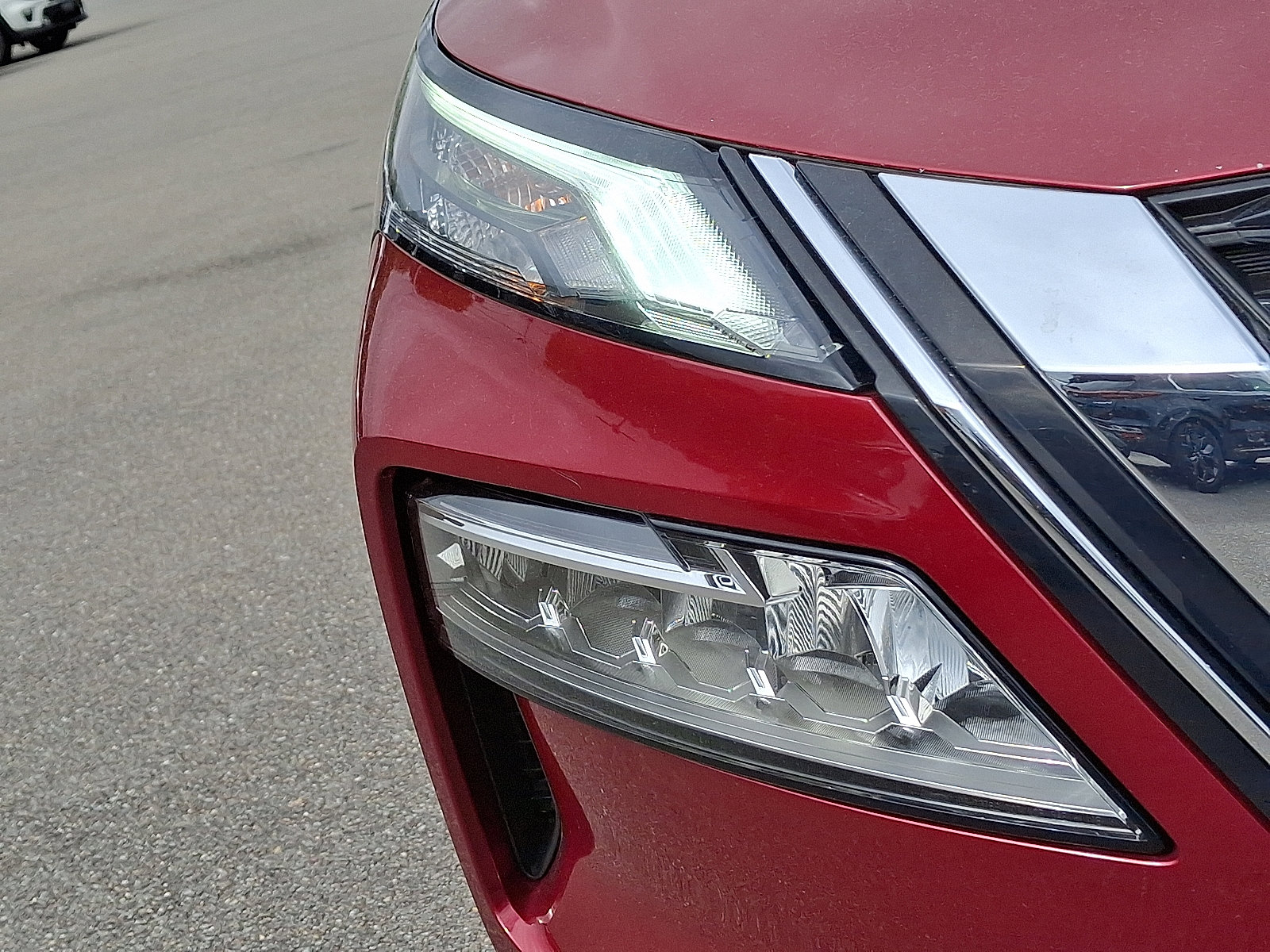 Used 2022 Nissan Rogue SV w/ SV Premium Package image 9