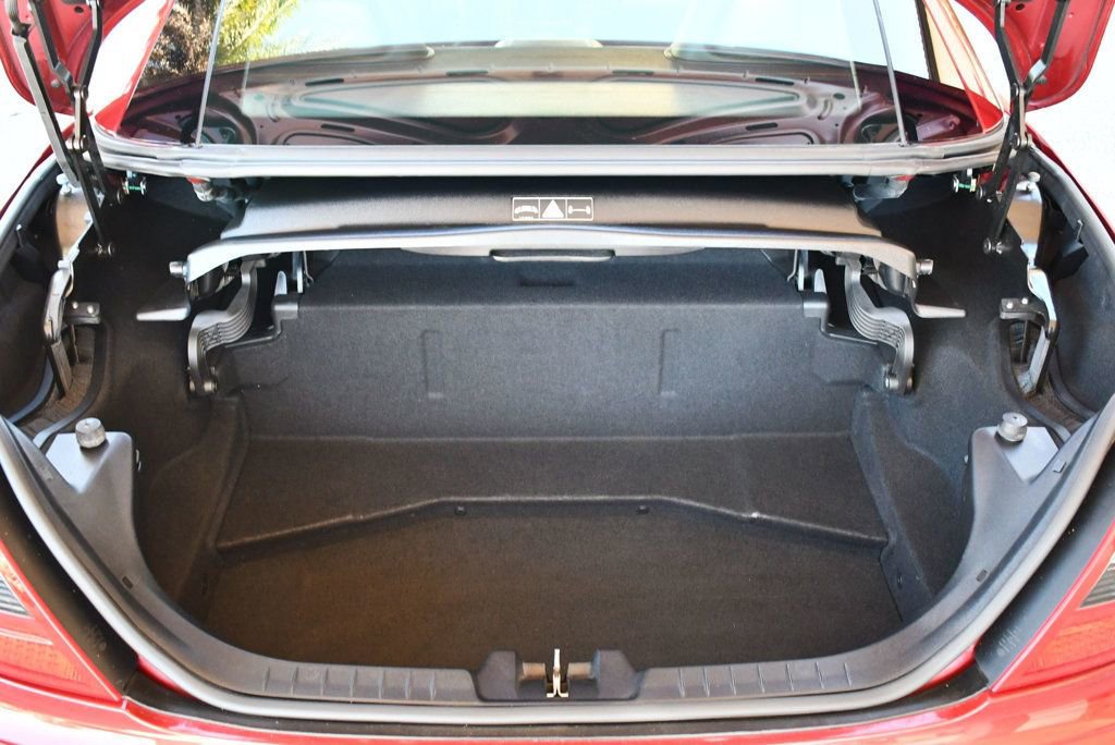 Used 2006 Mercedes-Benz SLK 55 AMG image 15