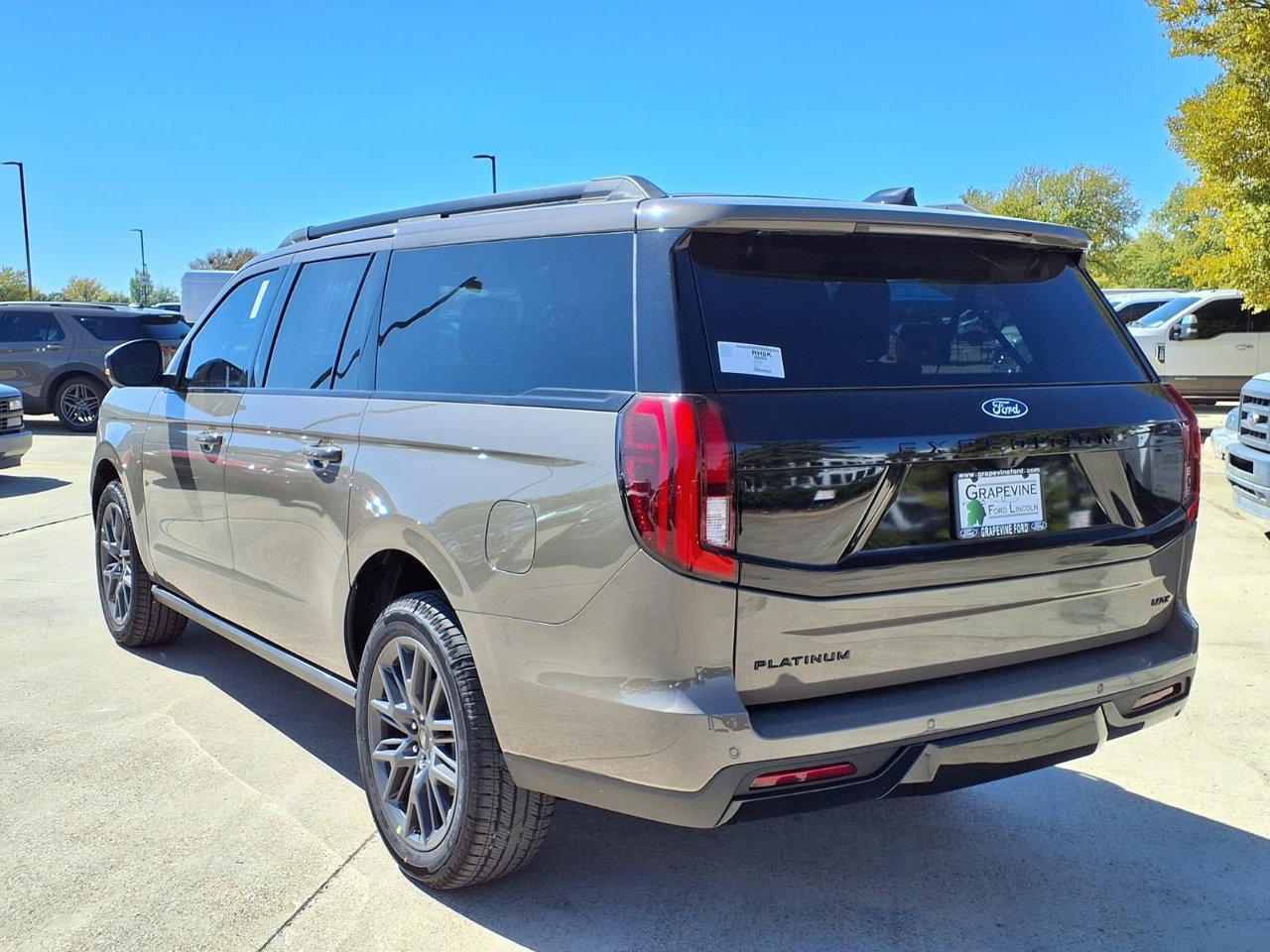 New 2027 Ford Expedition Max Platinum w/ Stealth Appearance Package AWD/4WD image 6