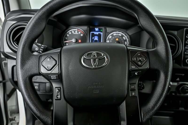 Used 2022 Toyota Tacoma SR AWD/4WD image 21