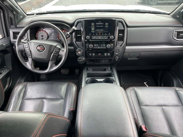 Used 2020 Nissan Titan PRO-4X w/ Pro-4x Convenience Package image 12