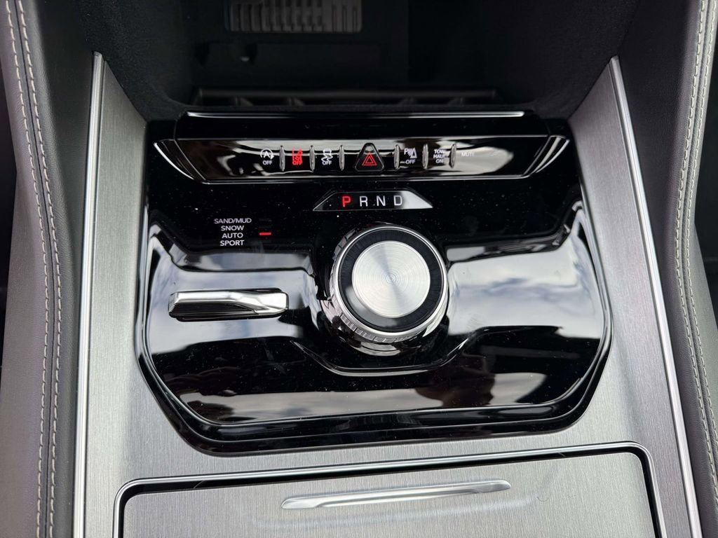 New 2026 Jeep Grand Wagoneer 4WD image 20