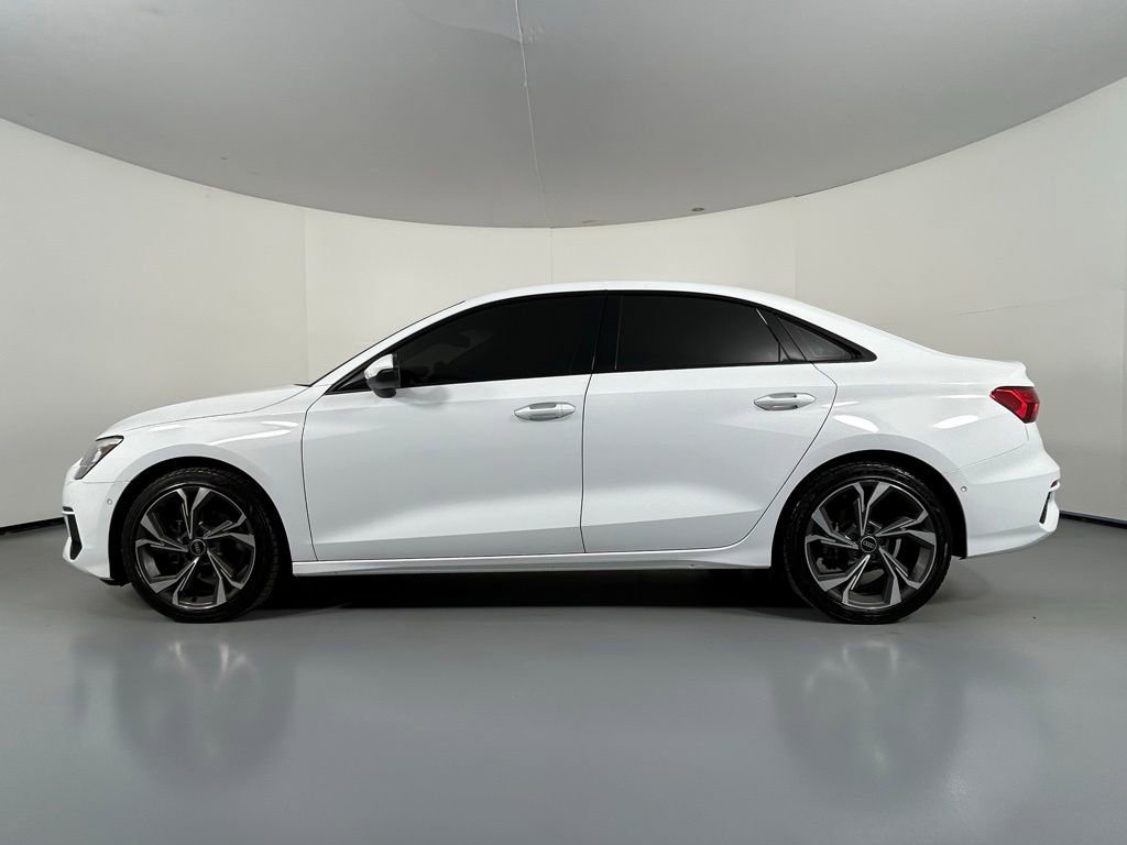 Used 2023 Audi A3 2.0T Premium w/ Convenience Package image 4