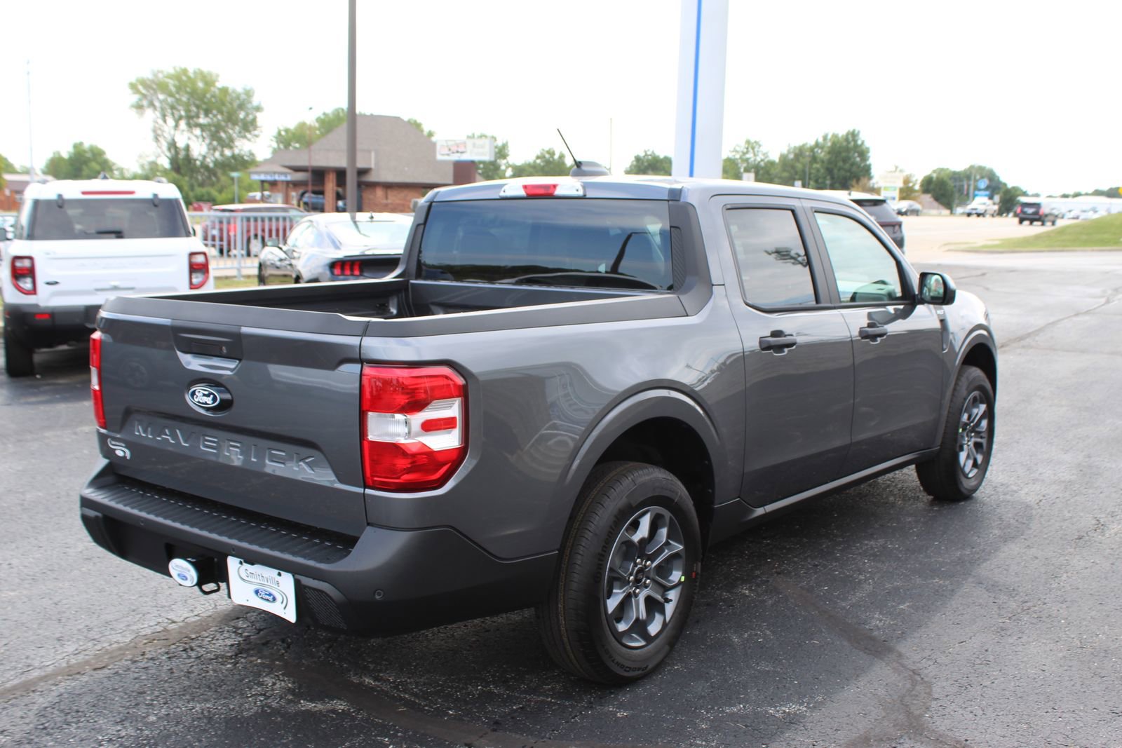 New 2025 Ford Maverick XLT w/ XLT Luxury Package image 5