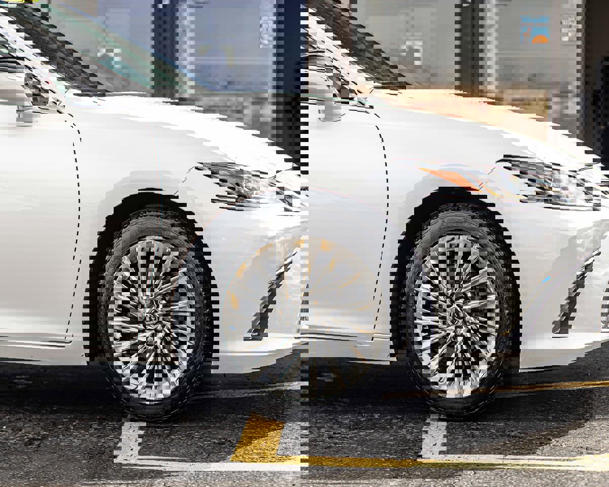 Used 2021 Lexus ES 250 w/ Accessory Package 2 image 10