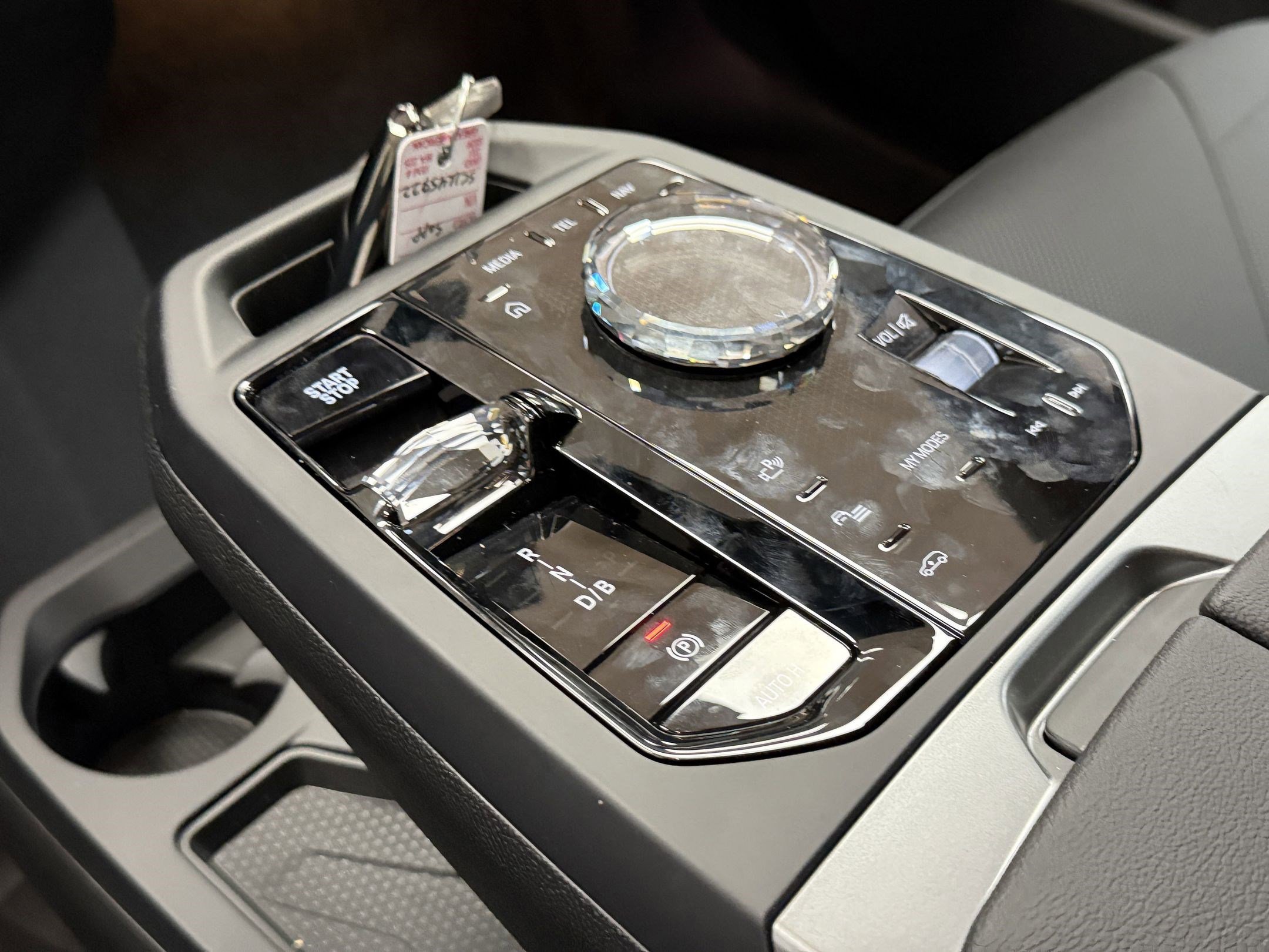 Used 2025 BMW iX M60 image 17