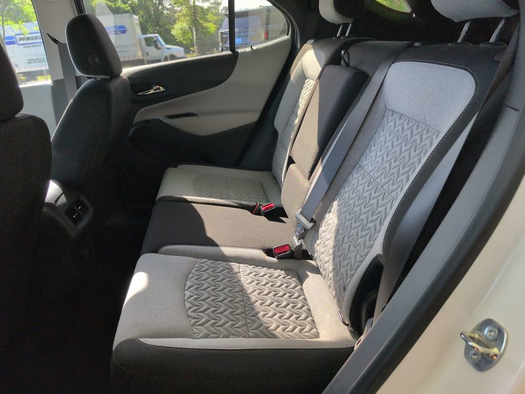Used 2023 Chevrolet Equinox LS w/ LS Convenience Package FWD image 27
